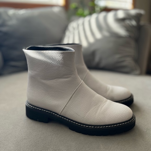 Matt & Nat women’s boot - Picture 3 of 3